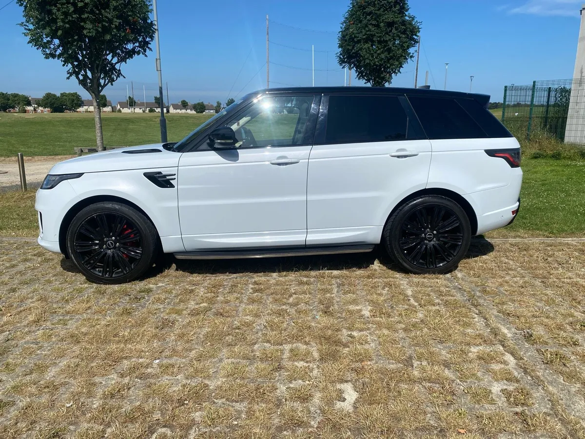 Range Rover Sport HSE P400e - Image 2