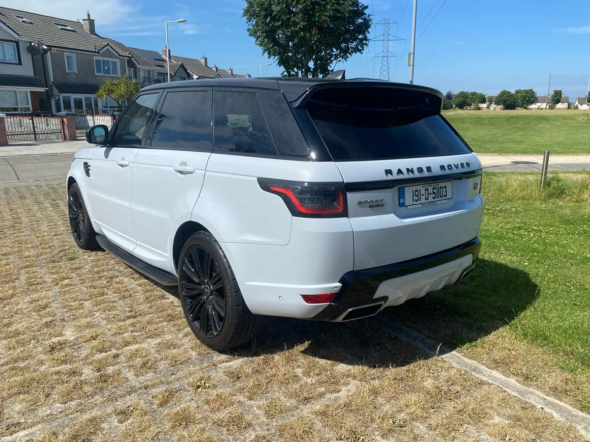 Range Rover Sport HSE P400e - Image 3