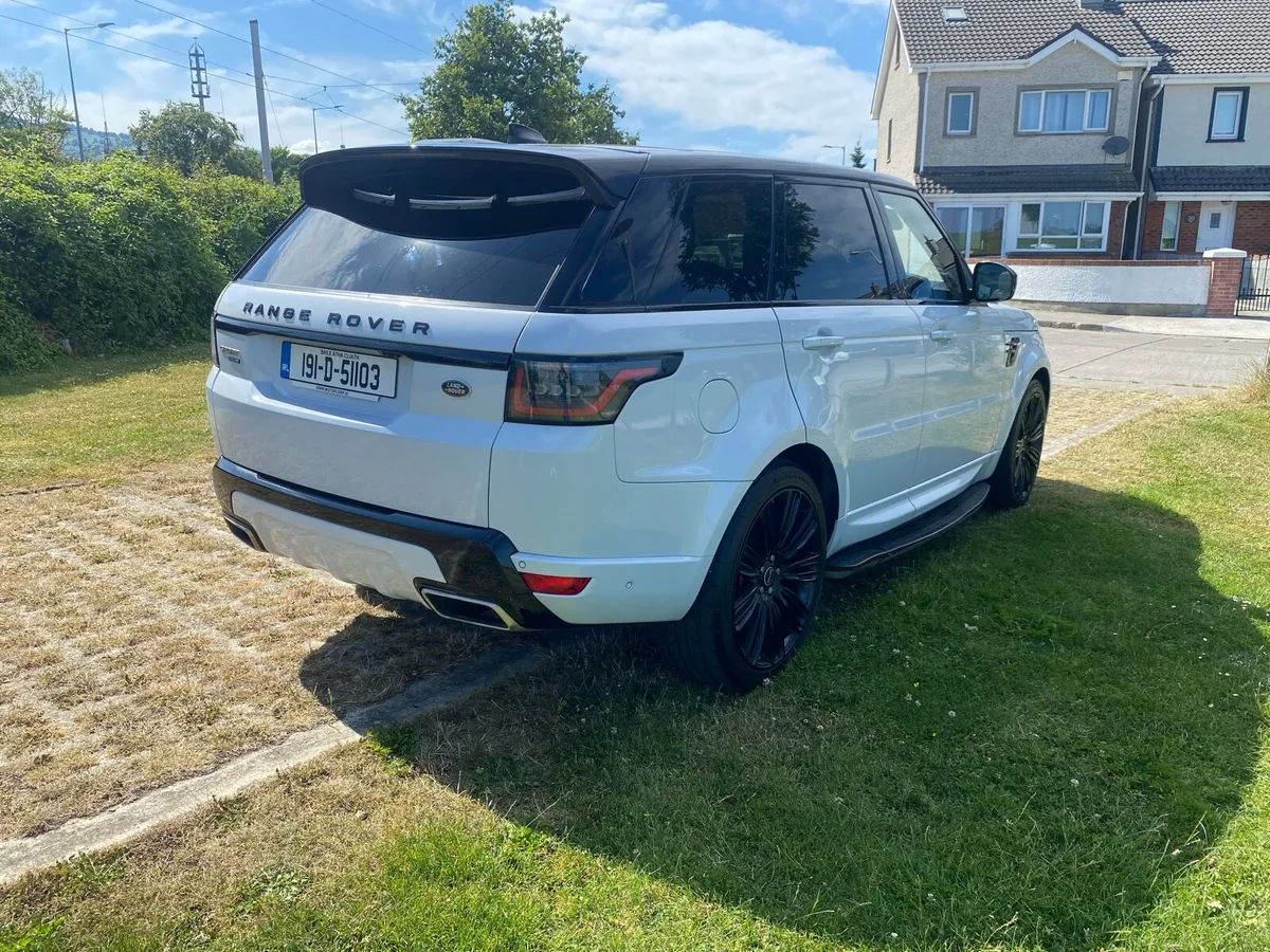 Range Rover Sport HSE P400e - Image 4