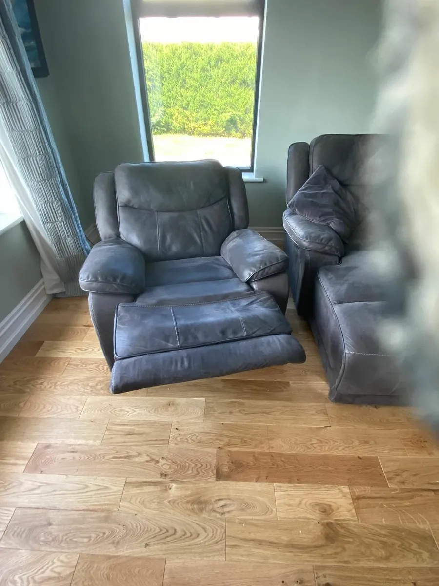 Sofa - Image 4