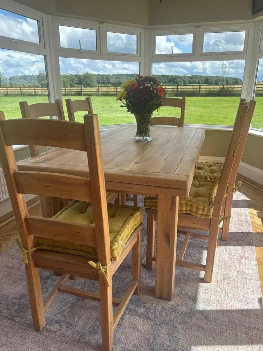 Solid oak table and chairs - Image 1