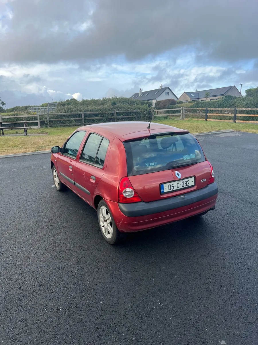 2005 Renault Clio - Image 2