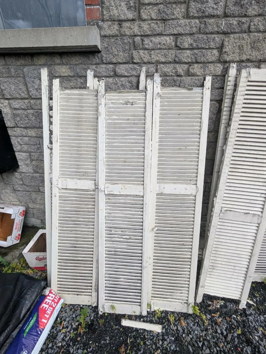 Wooden window shutters - Image 2