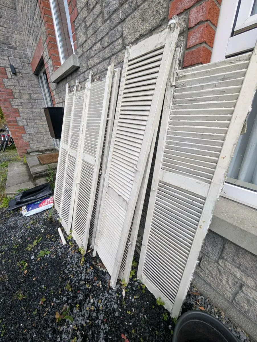 Wooden window shutters - Image 3