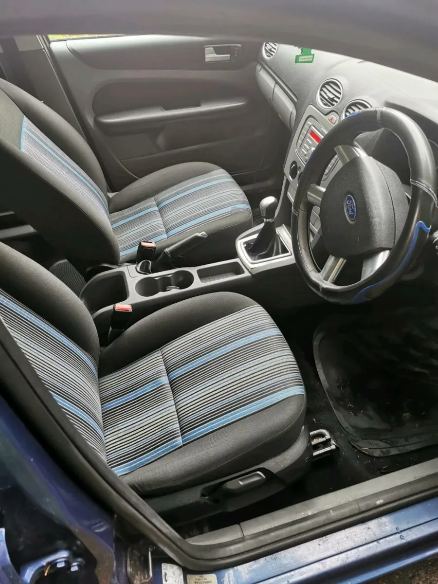 Ford focus 1,4 2008 - Image 3