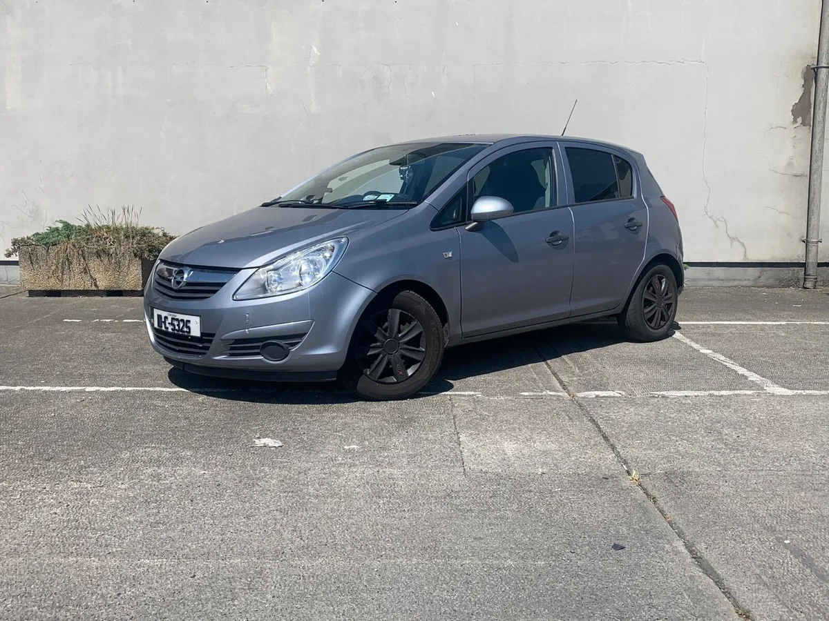 2010 Opel corsa 1.2 Petrol Manual NCT 3/26 TAXED - Image 2