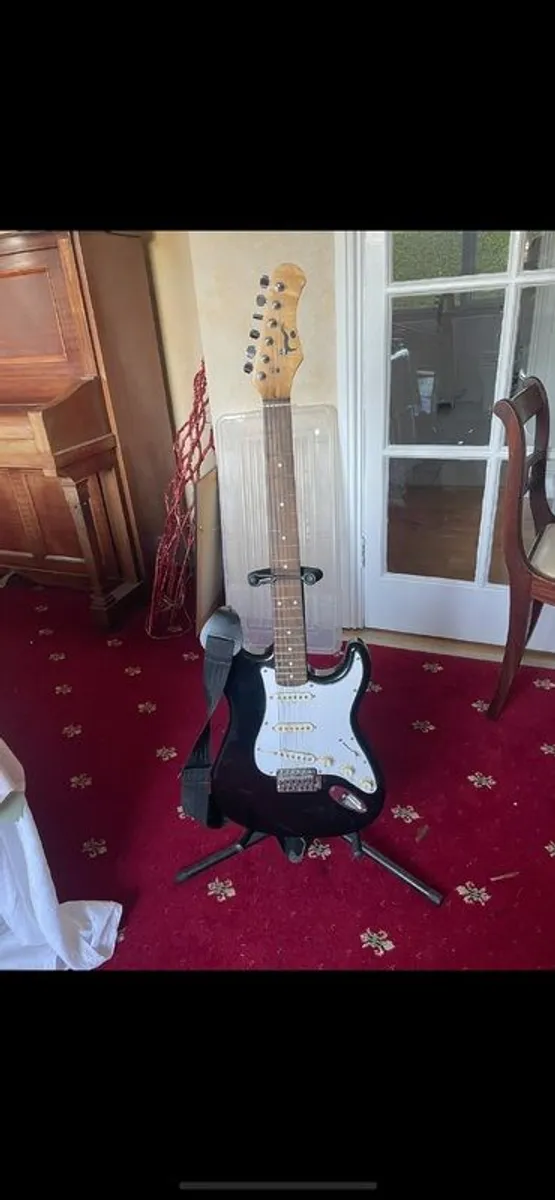 Guitar - Image 1
