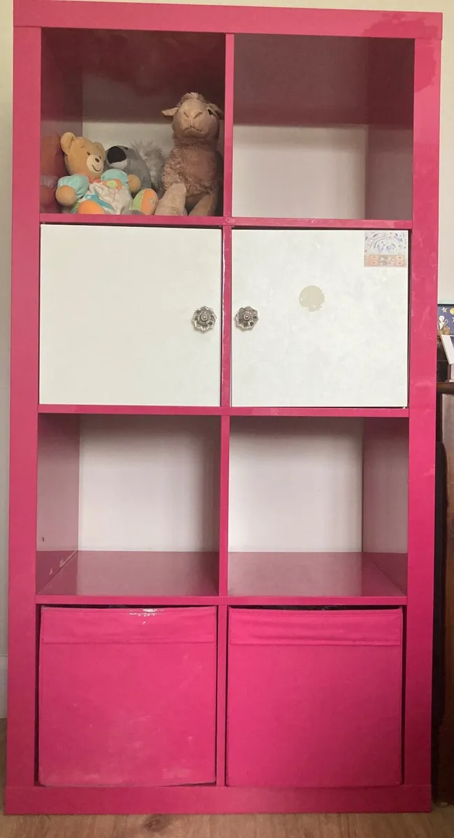 Shelving for kids - Image 1