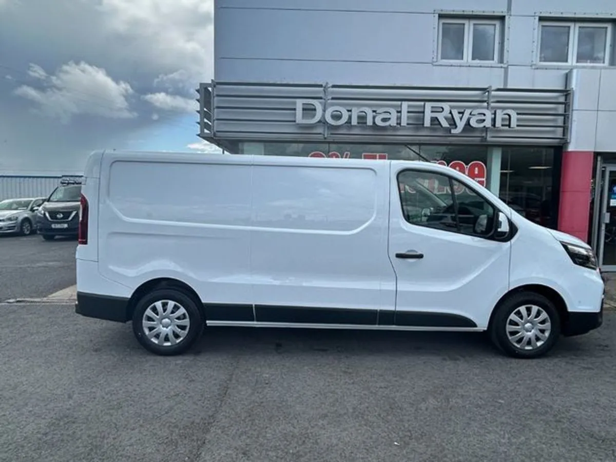 Nissan Primastar L2h1 130 SV Premium - Image 1