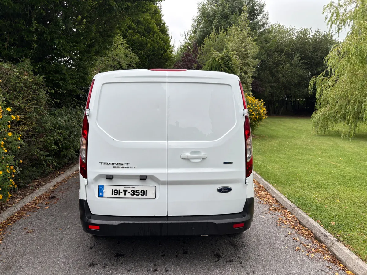 191 FORD TRANSIT CONNECT LIMITED (finance availab) - Image 4