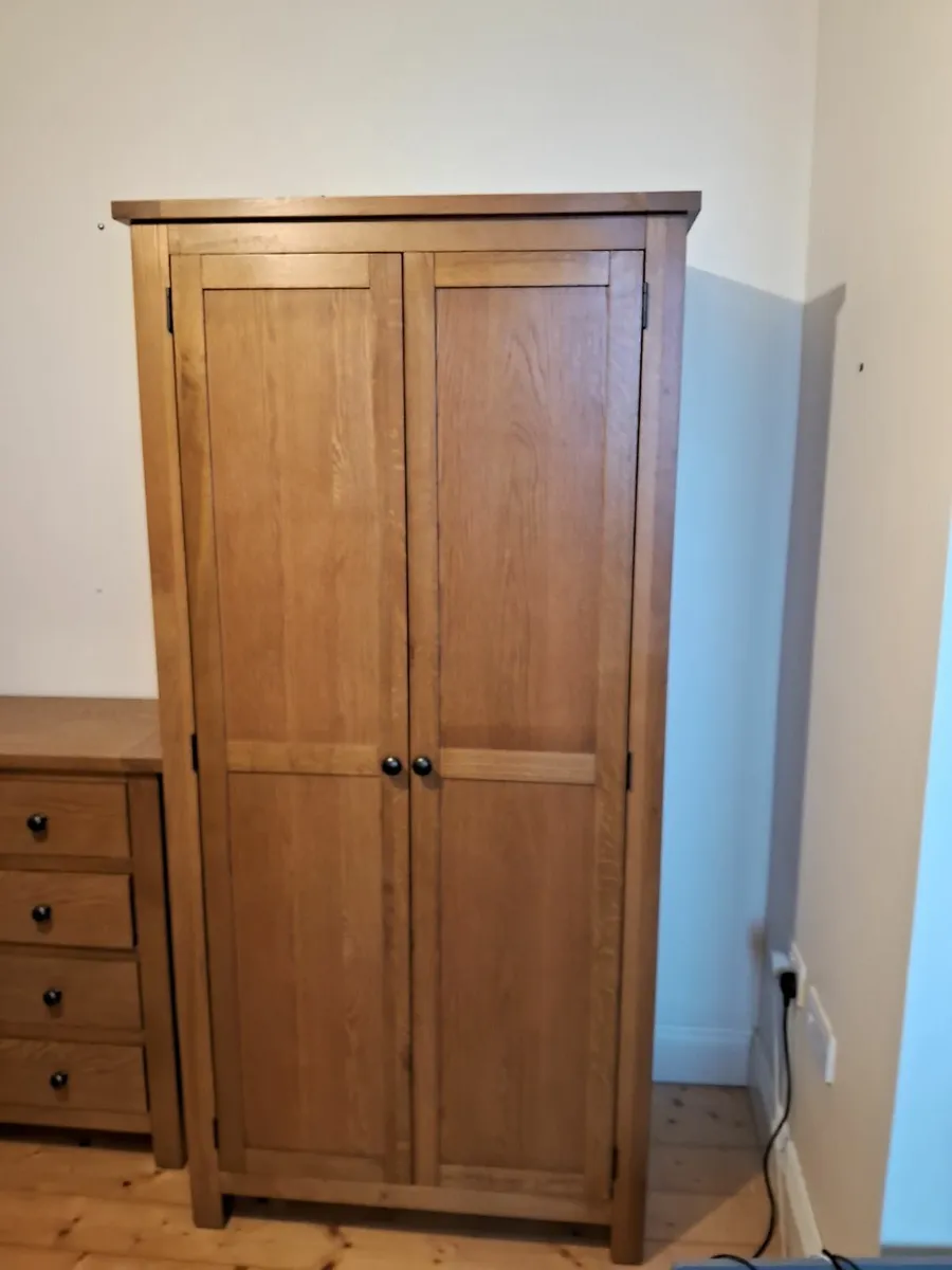Bedroom furniture - Image 3