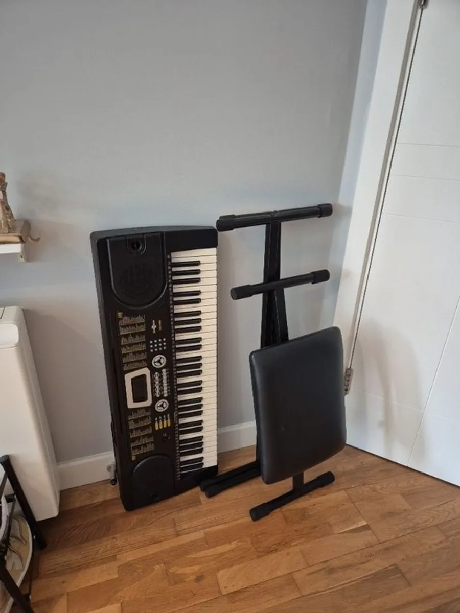 Keyboard + accessories