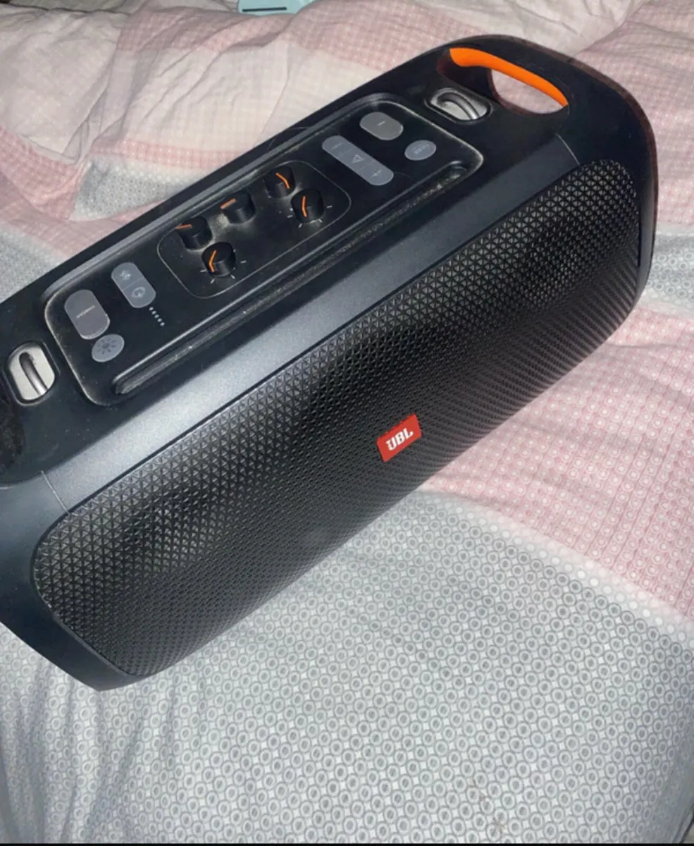 JBL speaker - Image 1