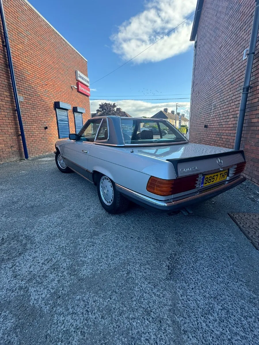 1985 Mercedes-Benz SL500 - Image 2