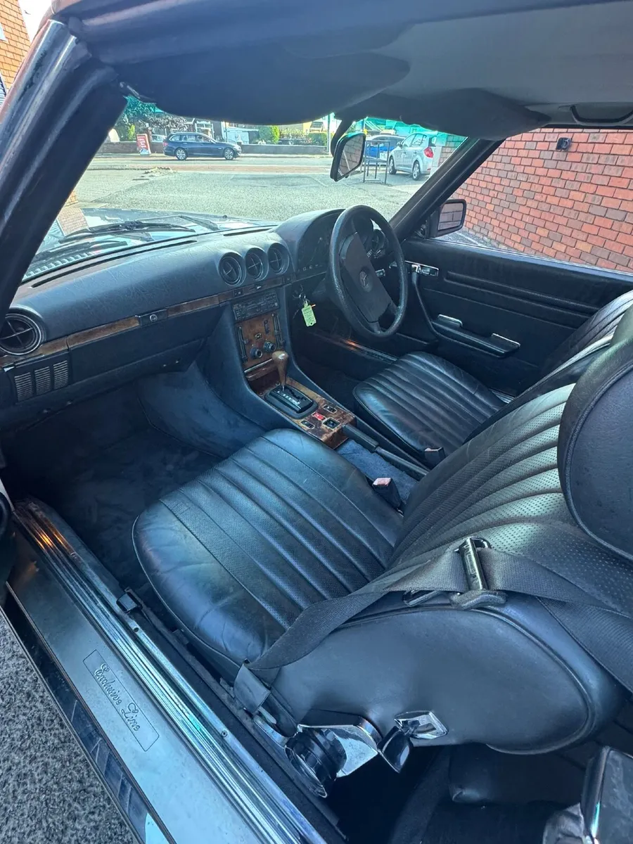 1985 Mercedes-Benz SL500 - Image 3