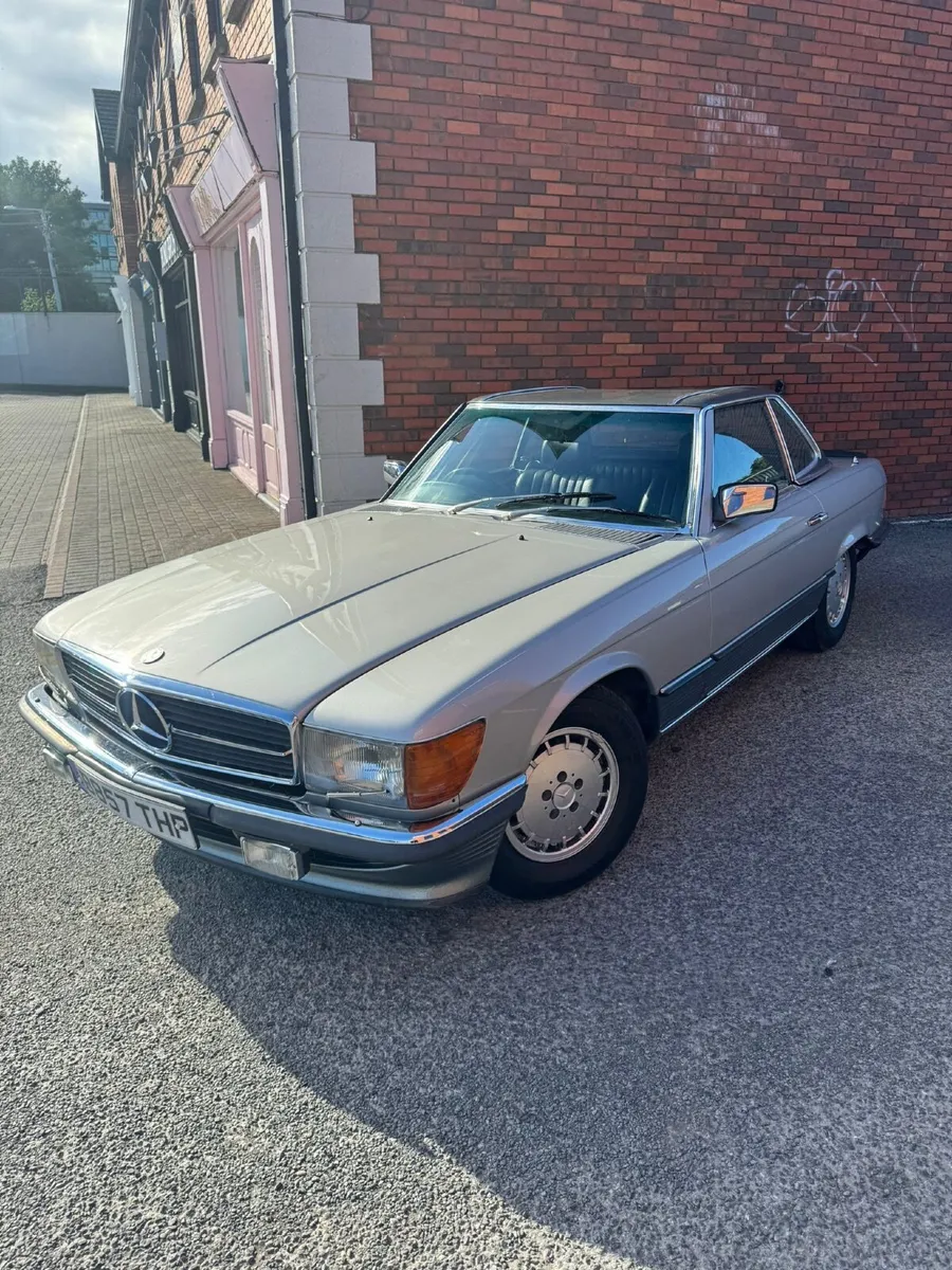 1985 Mercedes-Benz SL500 - Image 4