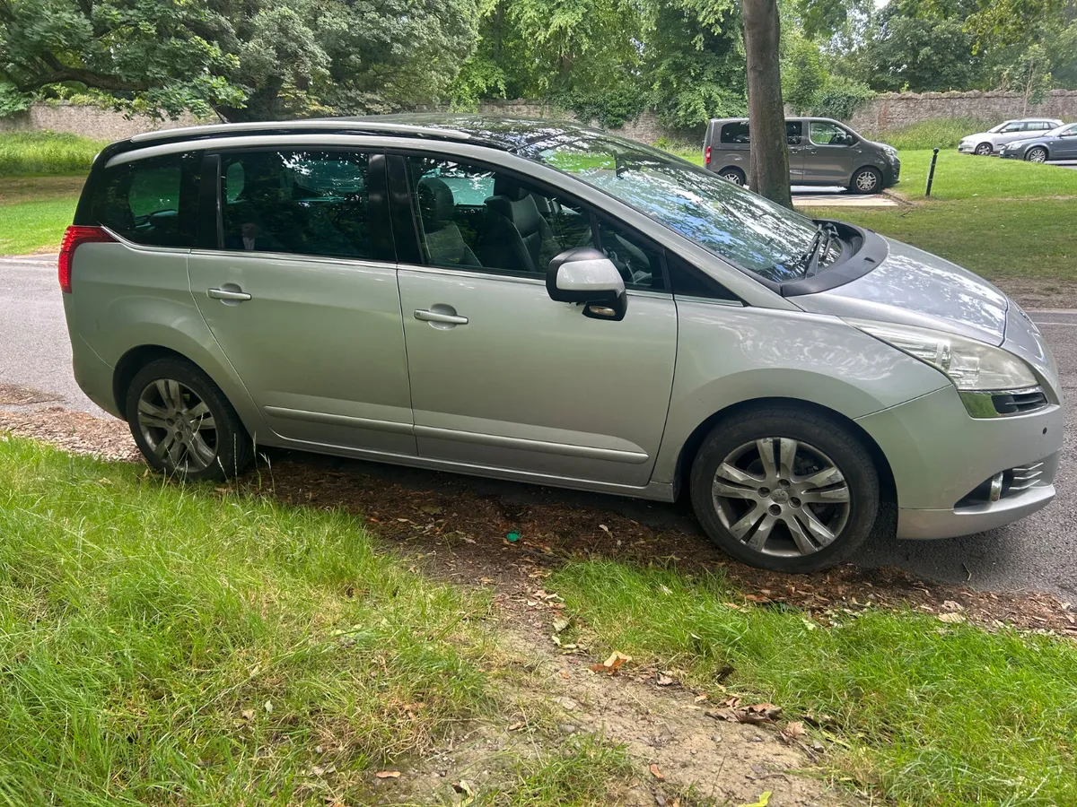 Peugeot 5008 2010 SE, Auto, Nct 2/26 - Image 3