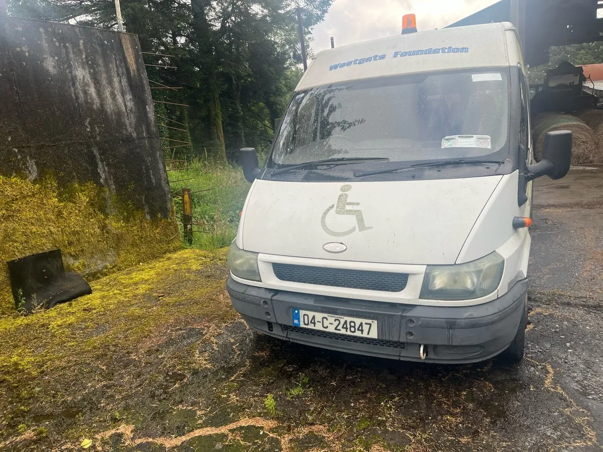 Ford Transit Bus - Image 2