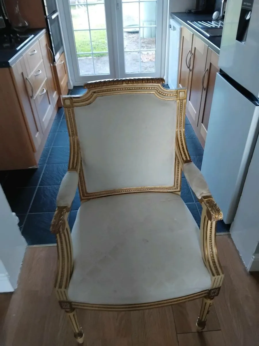 Nice Chair - Image 2