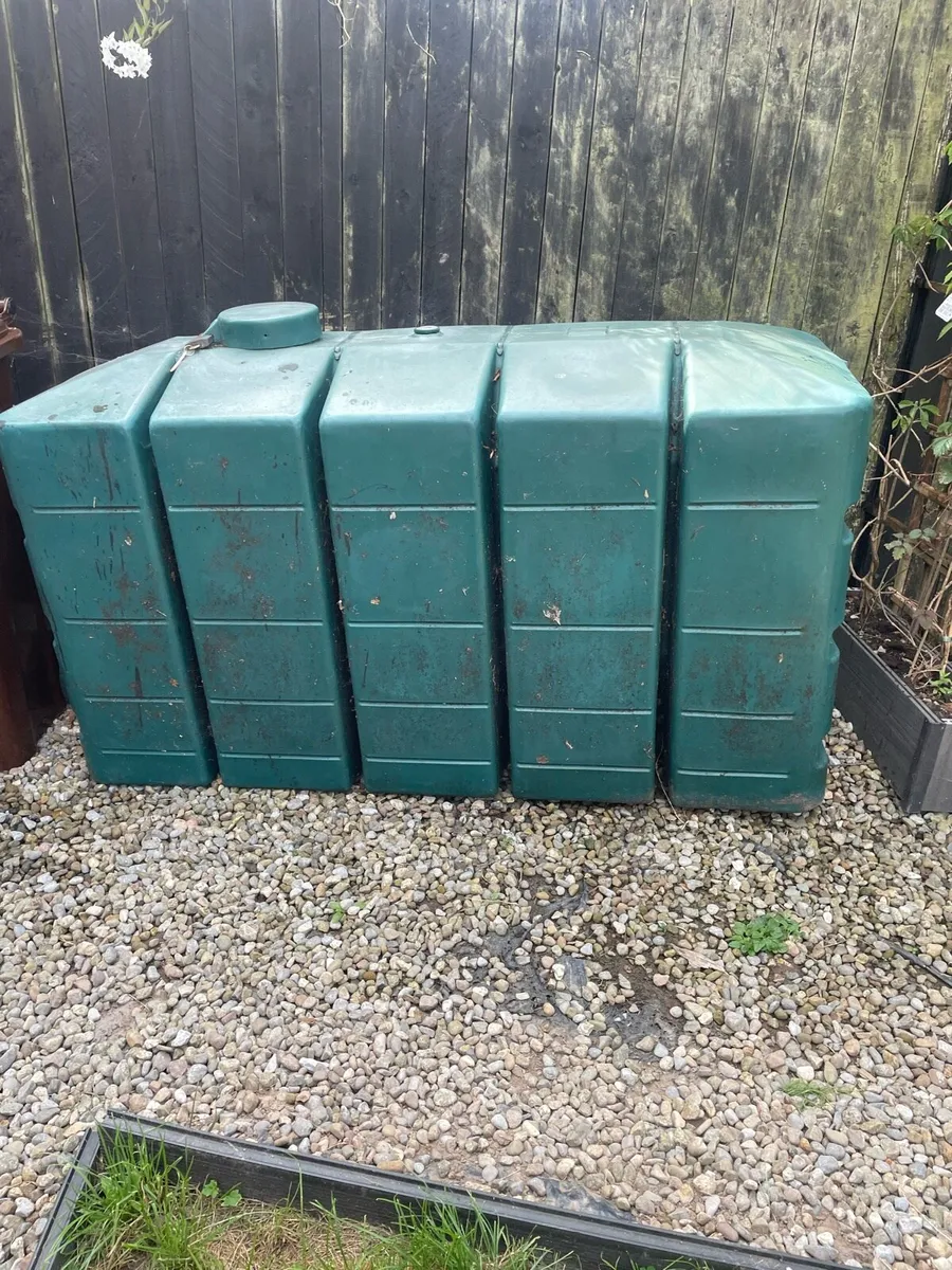 Oil tank - Image 3