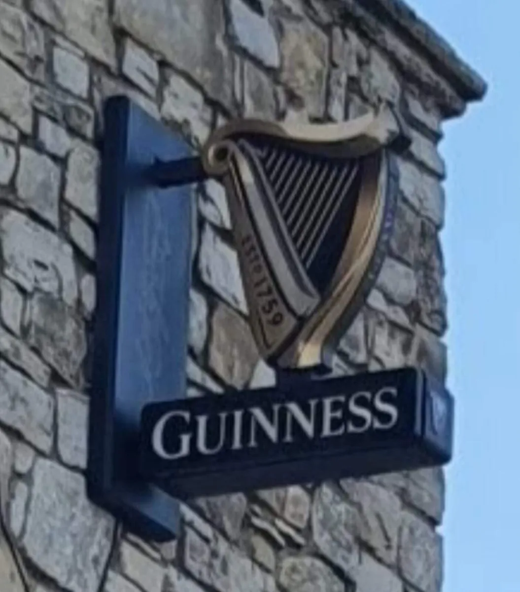 Guinness lighting box  wanted