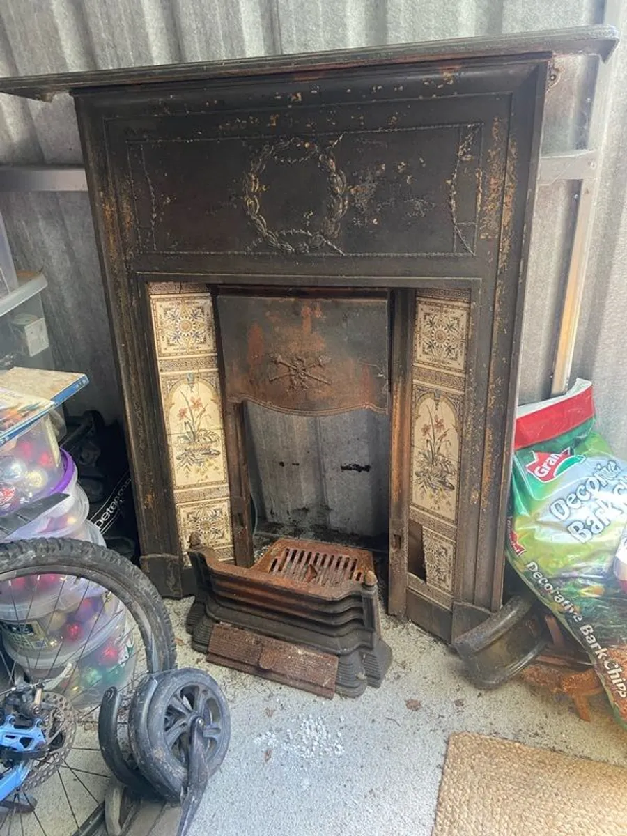 Edwardian Cast Iron Fireplace - Image 2