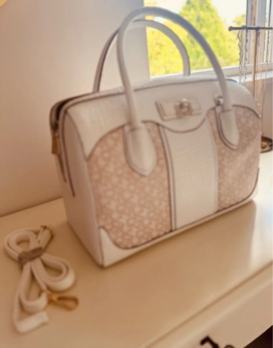 DKNY white monogram handbag - Image 2