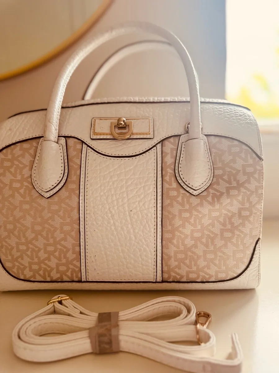 DKNY white monogram handbag - Image 3