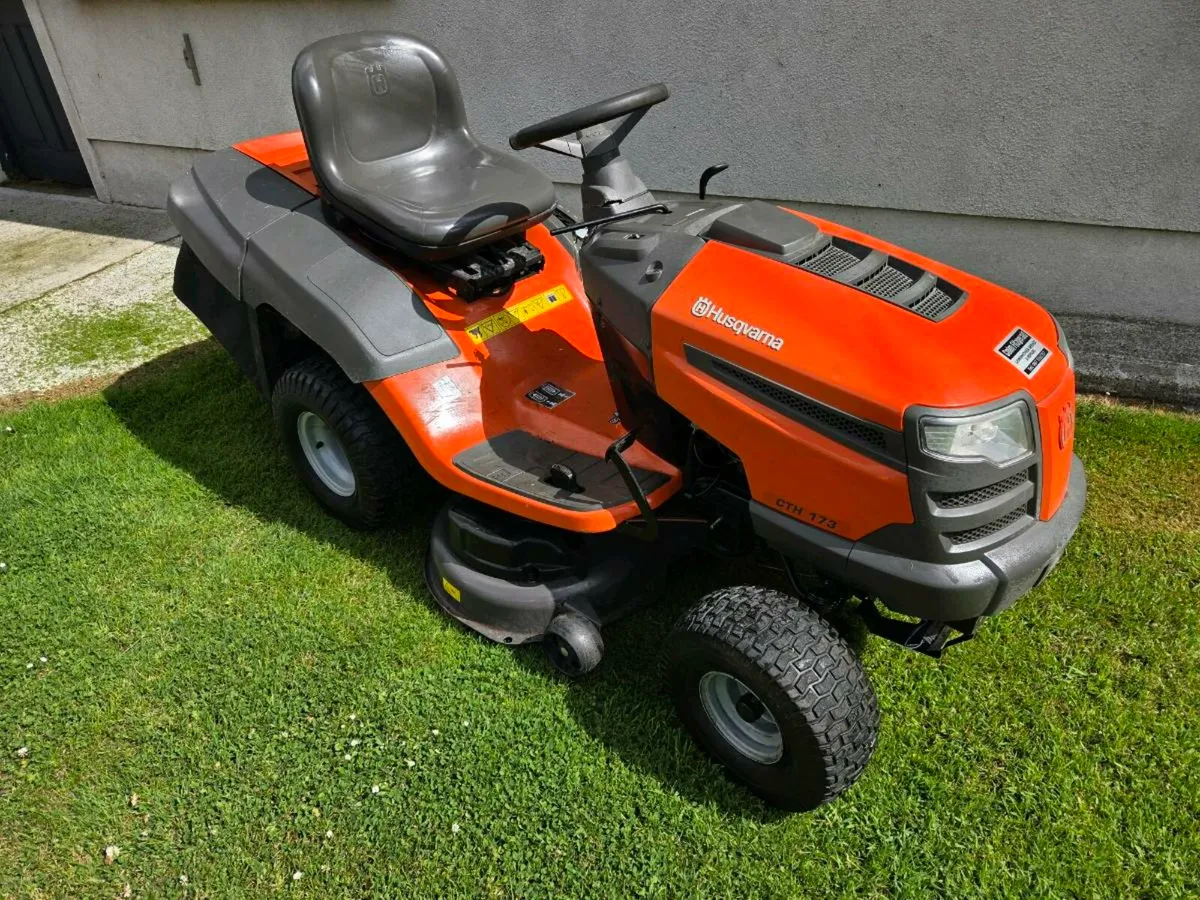 Husquvana lawnmower for sale - Image 1