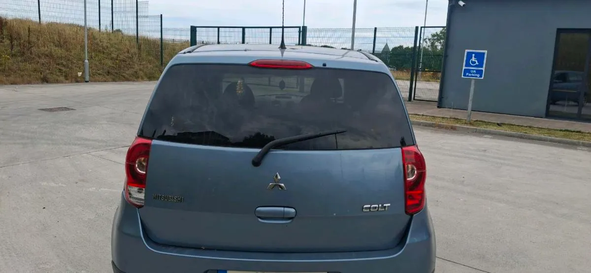Mitsubishi  colt - Image 3