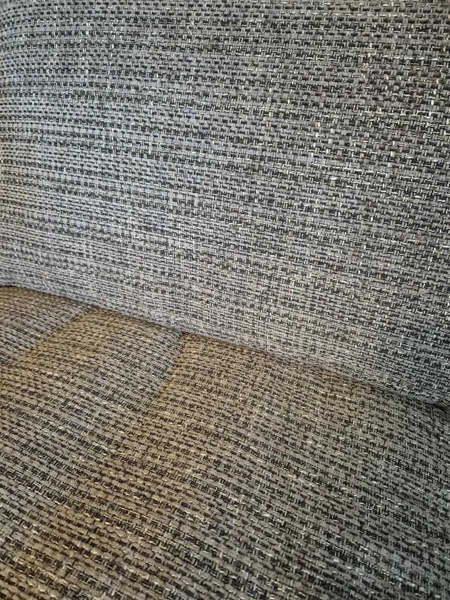 Corner couch - Image 3