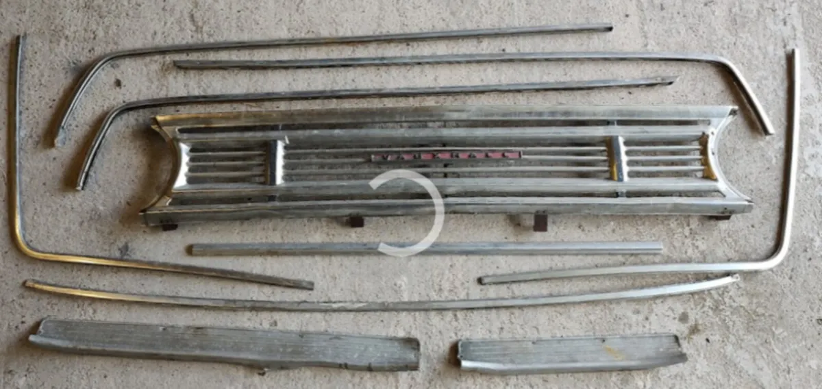 Vauxhall Victor 101 parts plus various others - Image 2