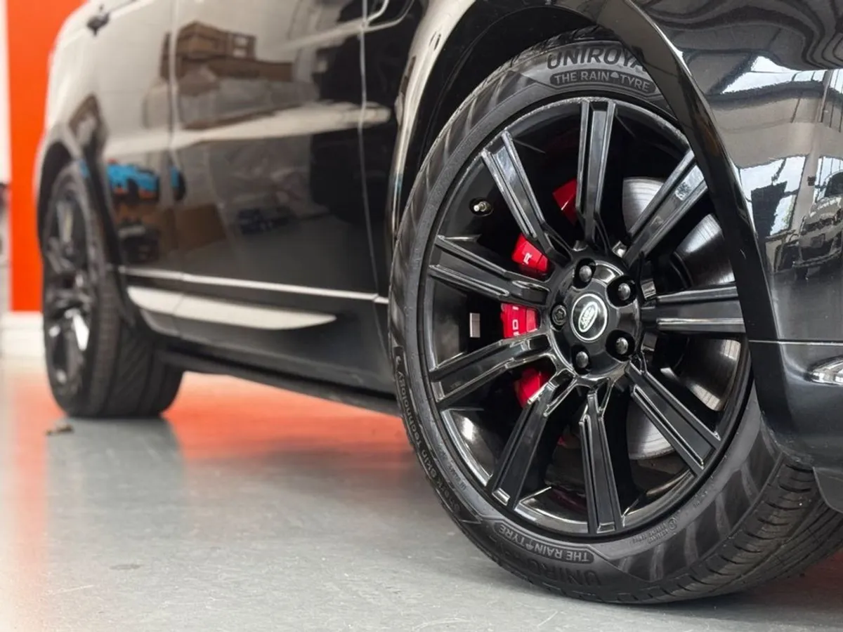 Land Rover Range Rover Sport P400e Sport HSE Dyna - Image 2