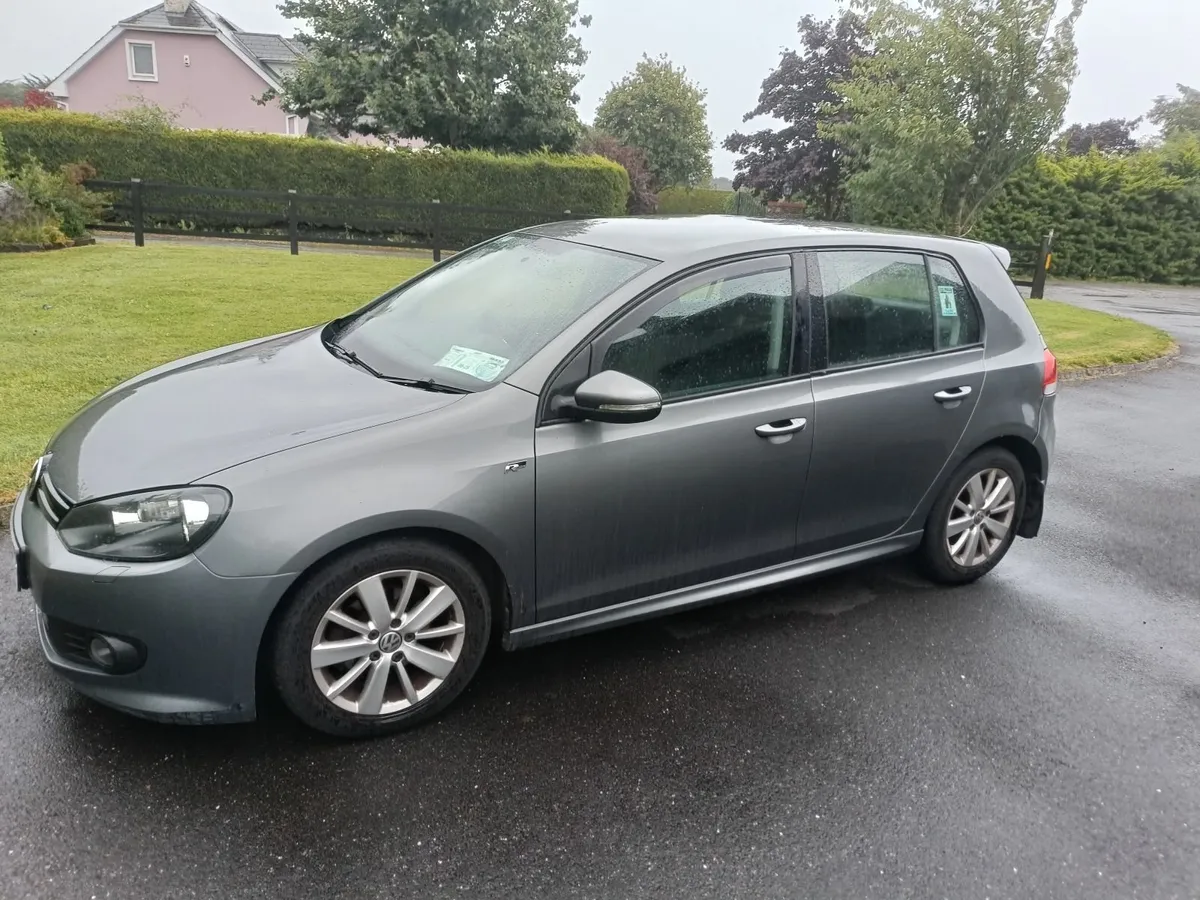 Volkswagen Golf 2012 - Image 1