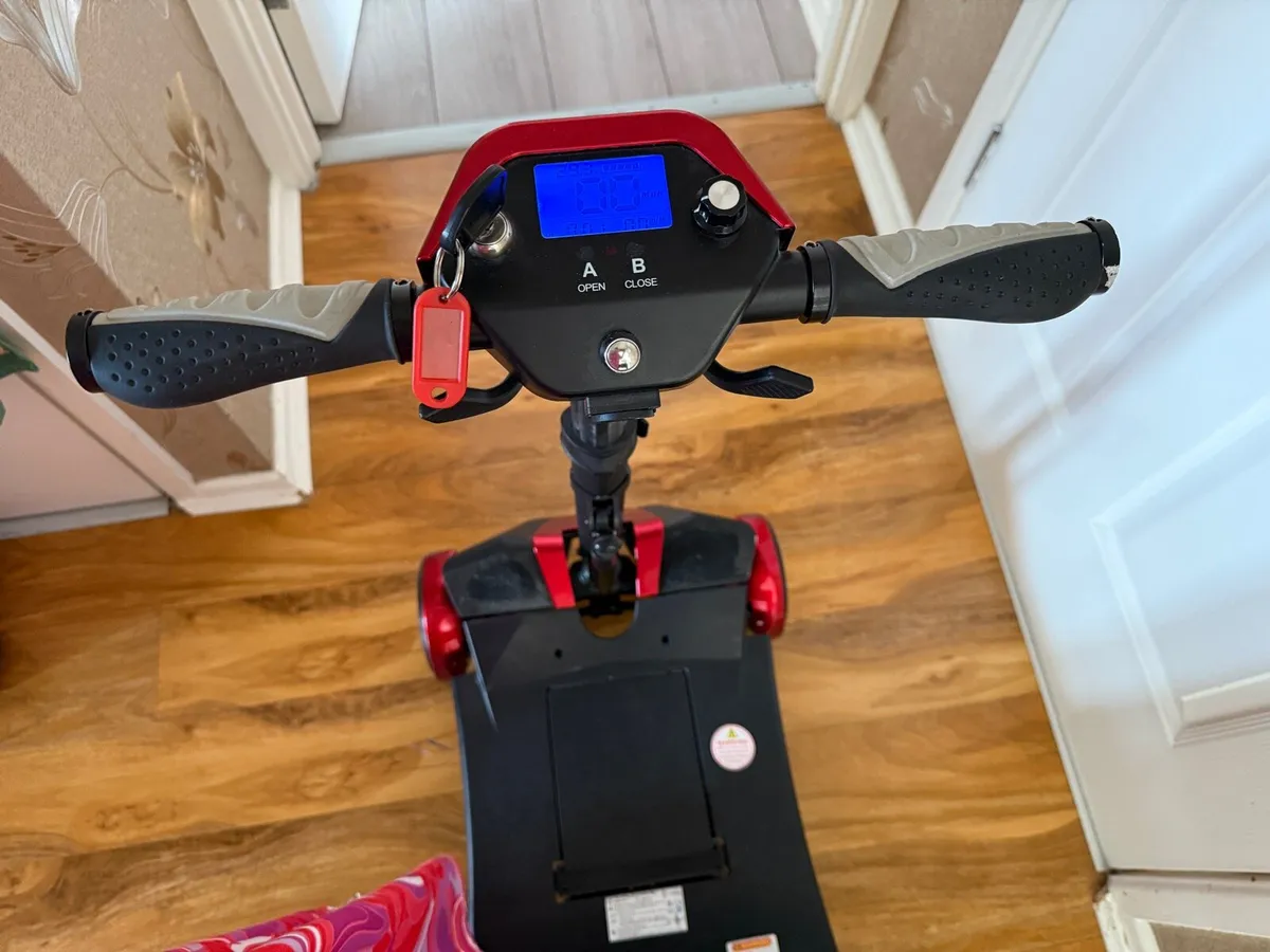 Mobility scooter - Image 2