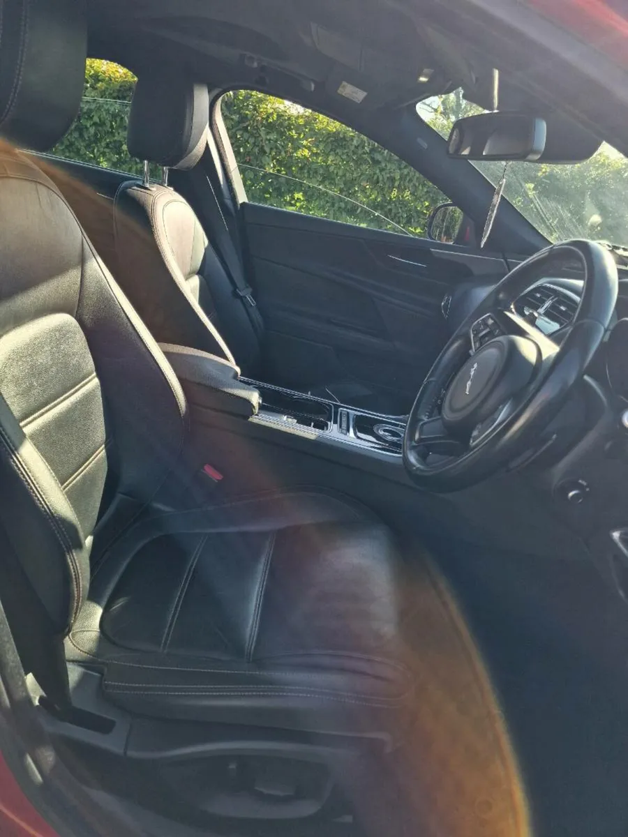Car - Image 4