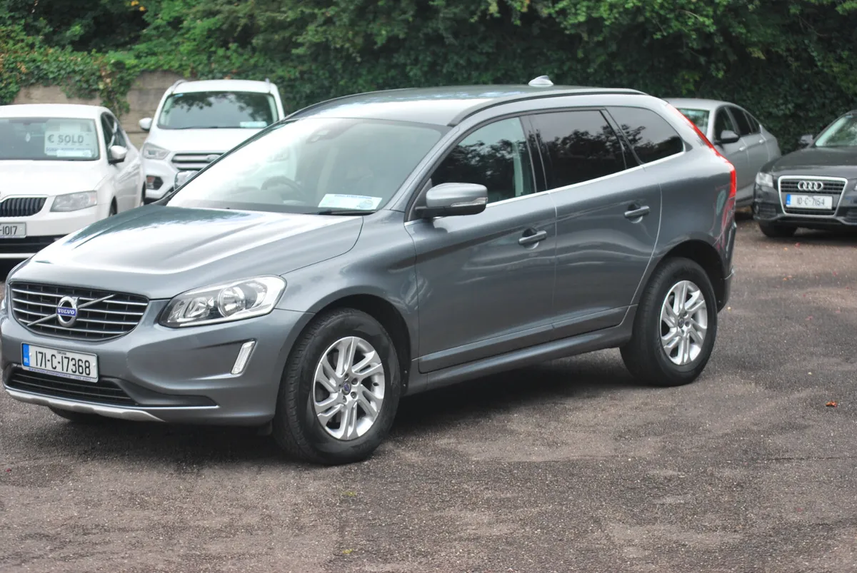 Volvo XC60 2017 - Image 1