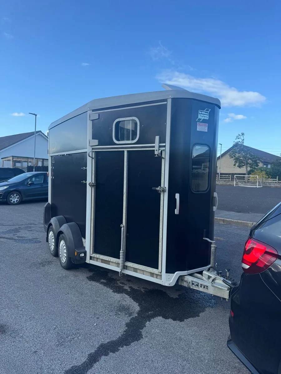 Ifor Williams 511 - Image 1