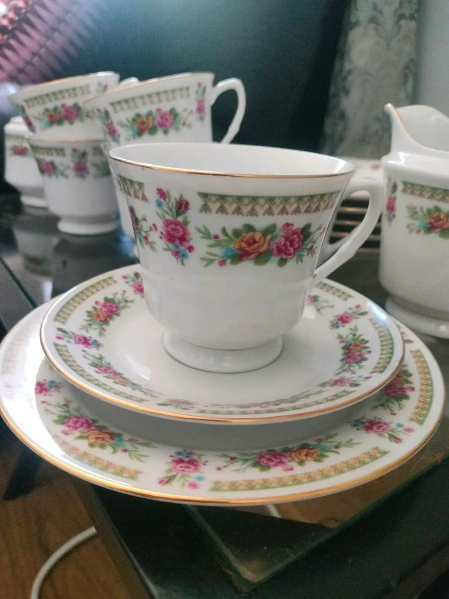 Tea Set - Image 1