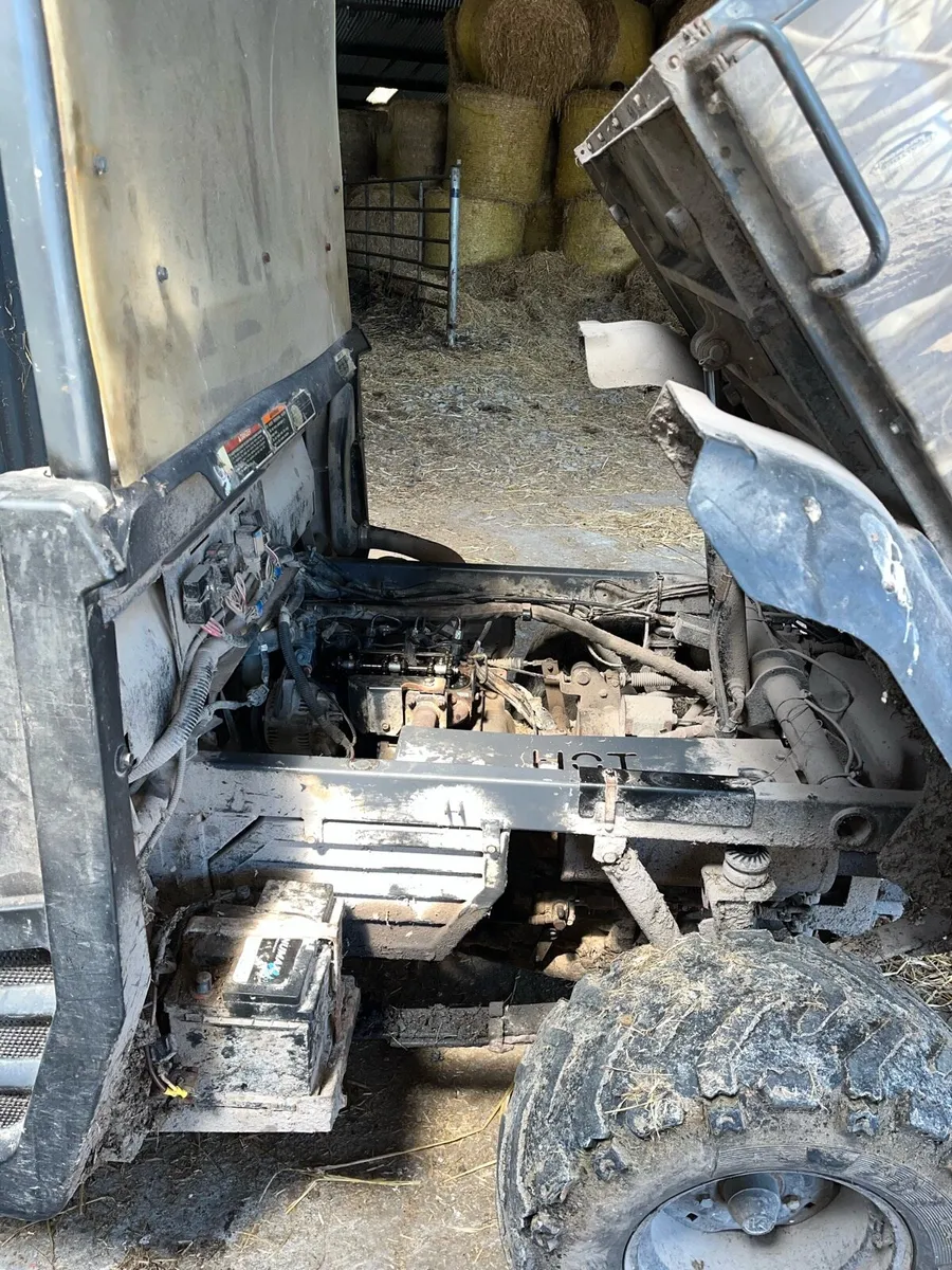 Kubota Gator engine in need of repair or replacing - Image 2