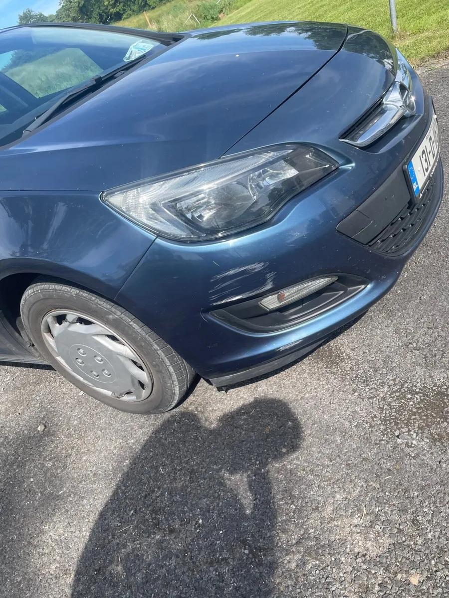 Opel Astra 2013 - Image 4