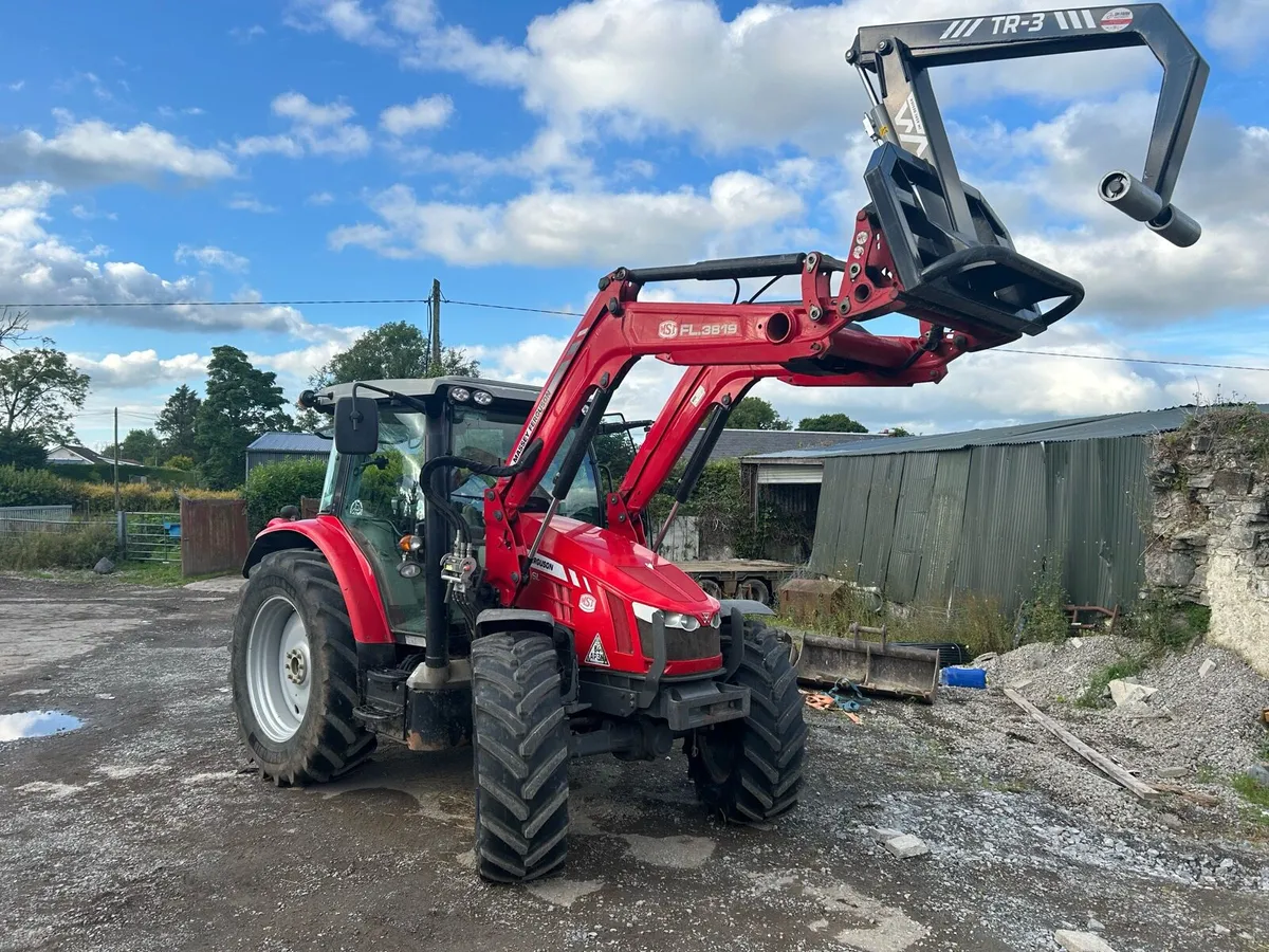 Massey ferguson 5712 high spec - Image 3