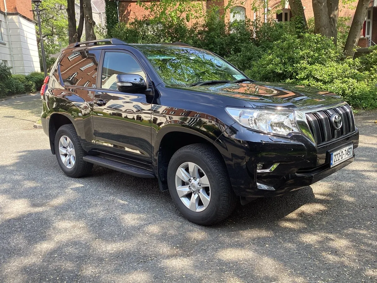 Toyota Land Cruiser SWB AUTO - Image 3