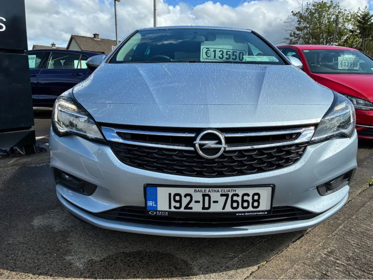Opel Astra 120 Years 1.6 Cdti 110PS 5DR - Image 2