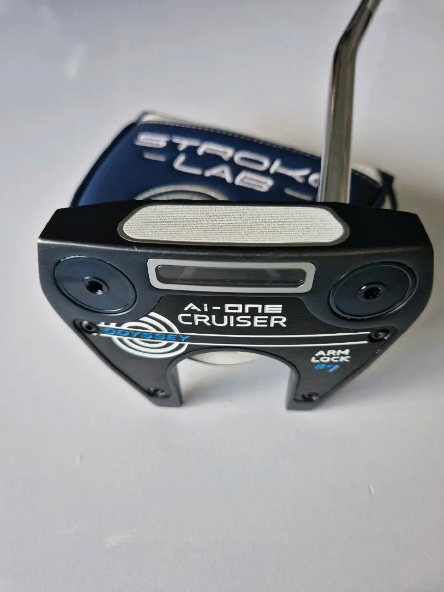 Odyssey Ai One #7 Armlock Putter - Image 1