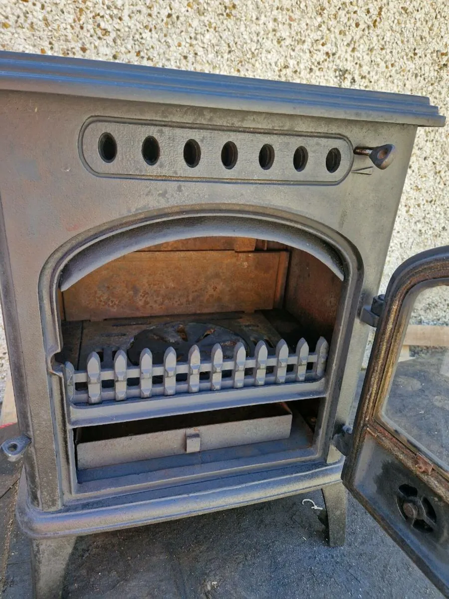 Stove - Image 3