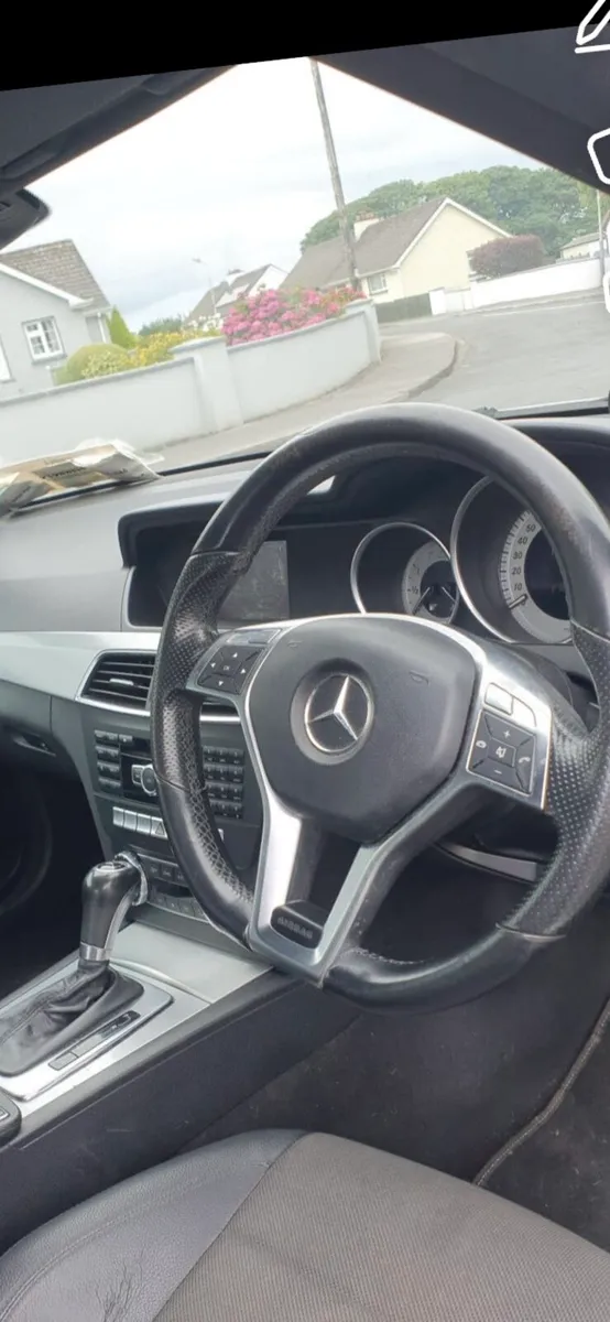 Mercedes-Benz C-Class 2012 - Image 4