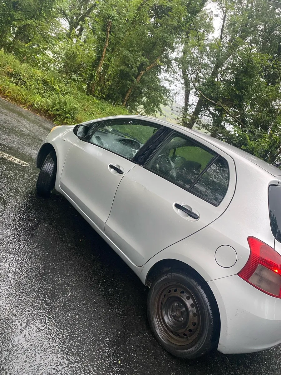 Toyota Yaris - Image 4