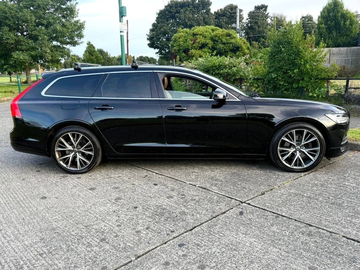 162 Volvo V90 2.0 D Auto Big Spec - Image 3
