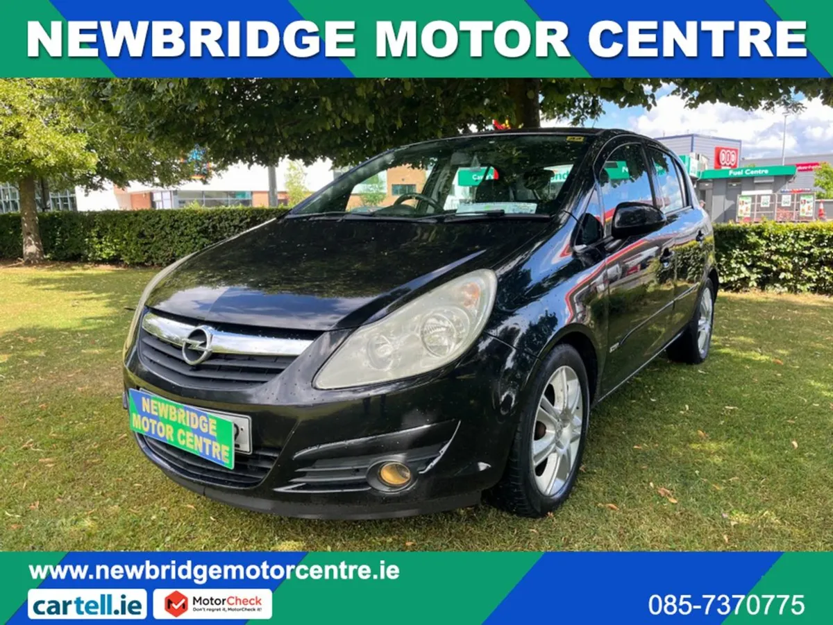 Opel Corsa Design 1.2i 16V 5DR - Image 3